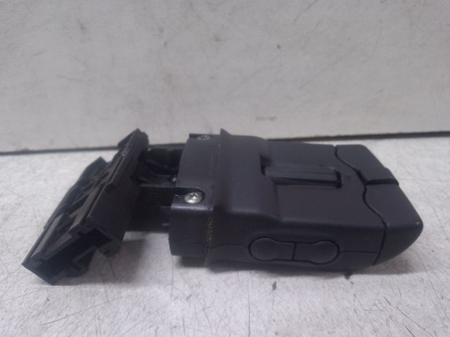 bontott RENAULT MEGANE II Rádió / CD Kapcsoló