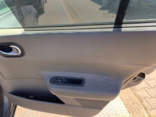 bontott RENAULT MEGANE II Rádió / CD