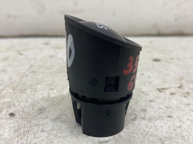 bontott RENAULT MEGANE II Start / Stop Indító Gomb