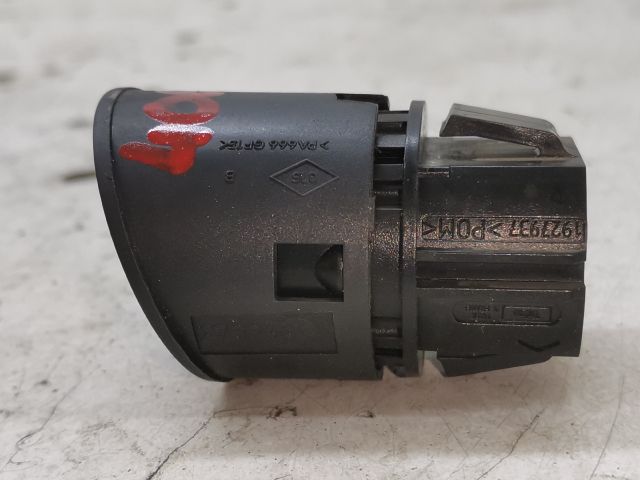 bontott RENAULT MEGANE II Start / Stop Indító Gomb