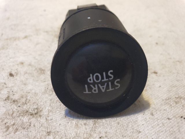 bontott RENAULT MEGANE II Start / Stop Indító Gomb