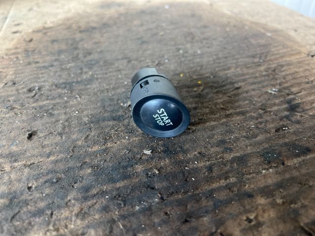 bontott RENAULT MEGANE II Start / Stop Indító Gomb