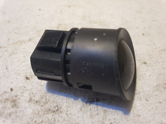 bontott RENAULT MEGANE II Start / Stop Indító Gomb