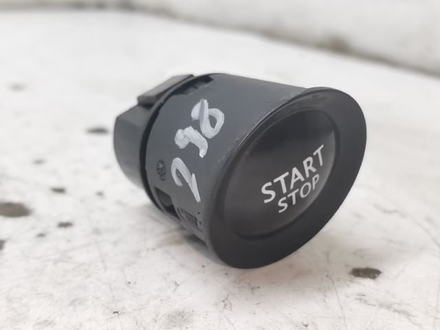 bontott RENAULT MEGANE II Start / Stop Indító Gomb