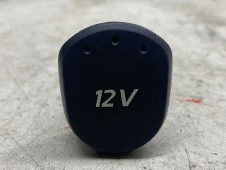 bontott RENAULT MEGANE II Szivargyújtó Aljzat