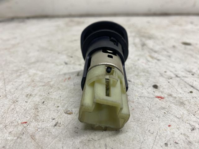 bontott RENAULT MEGANE II Szivargyújtó Aljzat