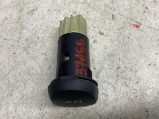 bontott RENAULT MEGANE II Szivargyújtó Aljzat