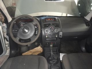 bontott RENAULT MEGANE II Telefon Elektronika