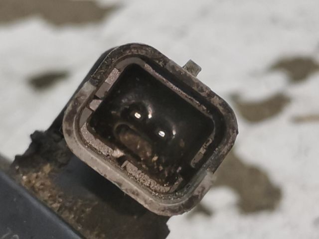 bontott RENAULT MEGANE II Üzemanyagcső