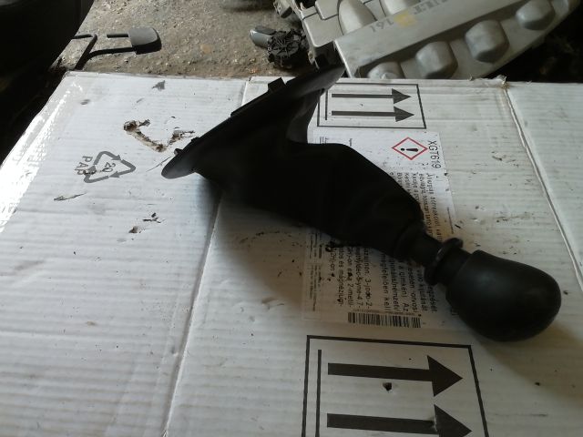 bontott RENAULT MEGANE II Váltószoknya