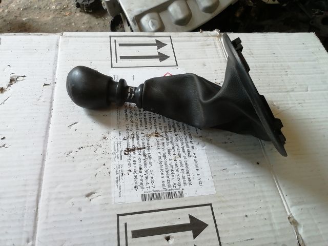 bontott RENAULT MEGANE II Váltószoknya