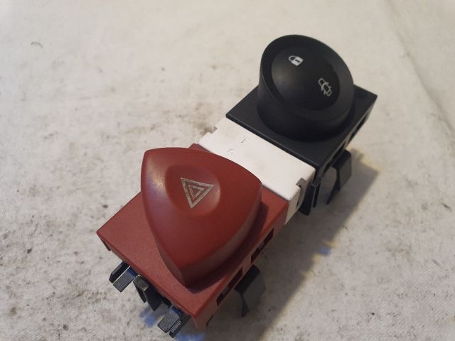 bontott RENAULT MEGANE II Vészvillogó Kapcsoló