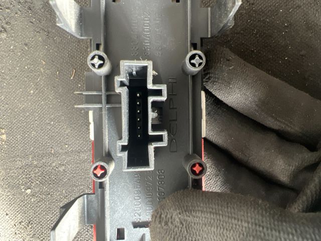 bontott RENAULT MEGANE II Vészvillogó Kapcsoló