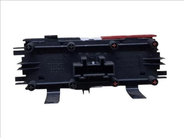 bontott RENAULT MEGANE II Vészvillogó Kapcsoló