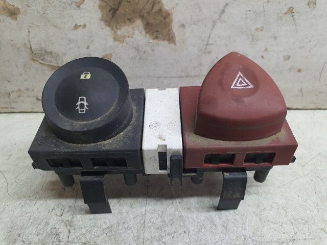 bontott RENAULT MEGANE II Vészvillogó Kapcsoló