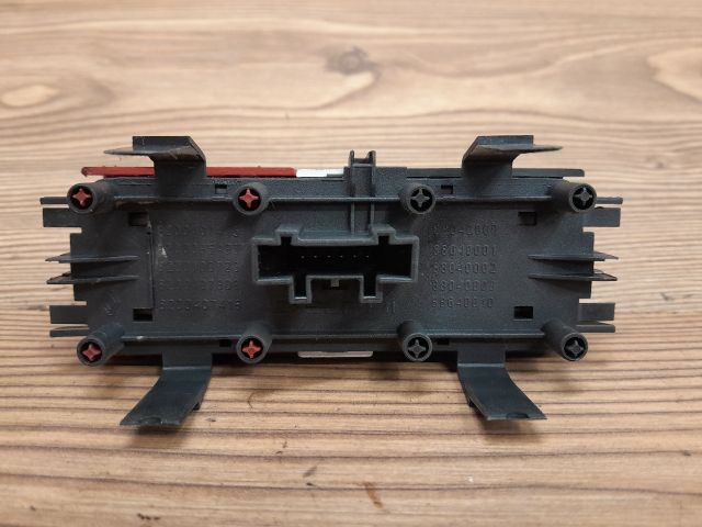 bontott RENAULT MEGANE II Vészvillogó Kapcsoló