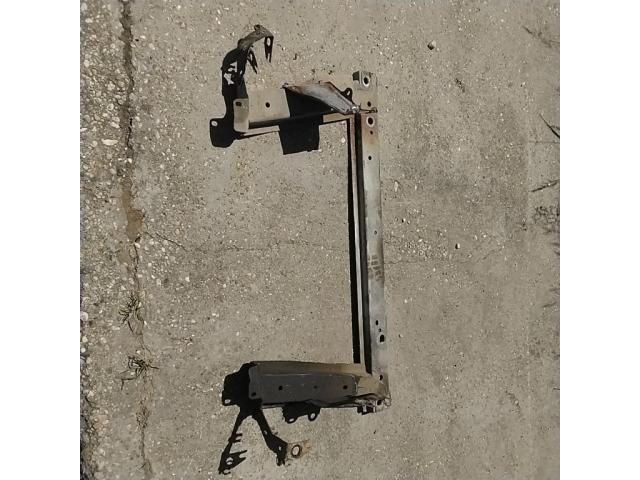 bontott RENAULT MEGANE II Vízhűtő Radiátor Tartó