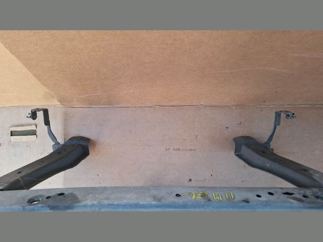 bontott RENAULT MEGANE II Vízhűtő Radiátor Tartó