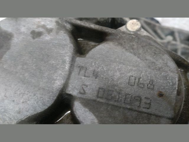 bontott RENAULT MEGANE III Váltó (Mechanikus)