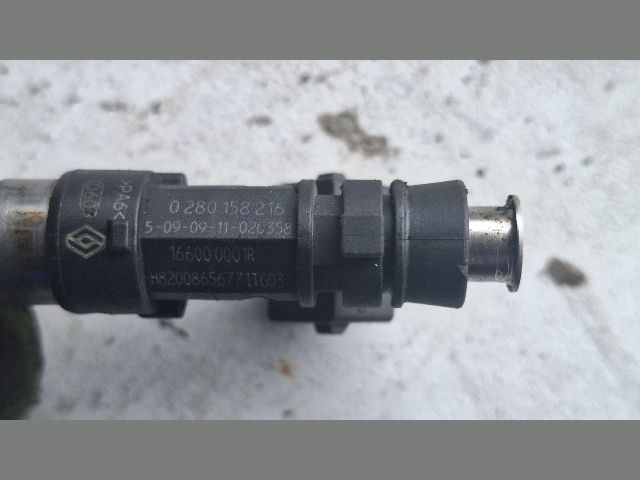 bontott RENAULT MEGANE III Porlasztó (1 db)