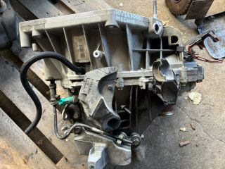 bontott RENAULT MEGANE III Váltó (Mechanikus)