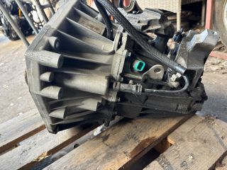 bontott RENAULT MEGANE III Váltó (Mechanikus)