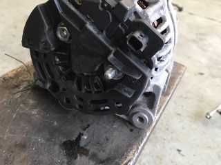 bontott RENAULT MEGANE III Generátor