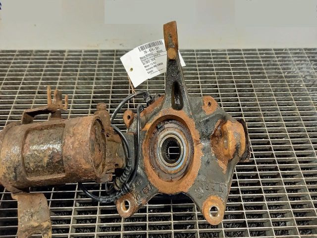 bontott RENAULT MEGANE III Jobb első Csonkállvány