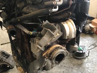 bontott RENAULT MEGANE III Komplett Motor (Segédberendezésekkel)