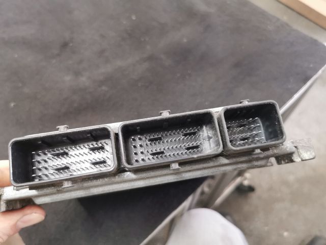 bontott RENAULT MEGANE III Motorvezérlő