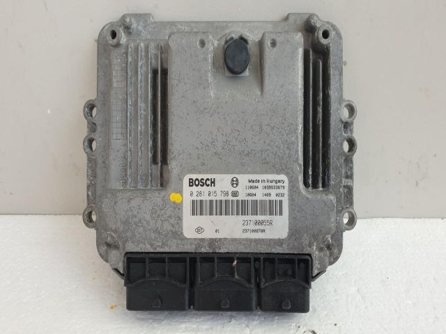 bontott RENAULT MEGANE III Motorvezérlő