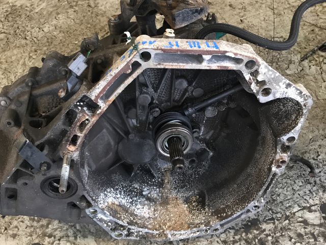 bontott RENAULT MEGANE III Váltó (Mechanikus)