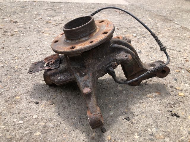 bontott RENAULT MEGANE III Bal első Csonkállvány Kerékaggyal