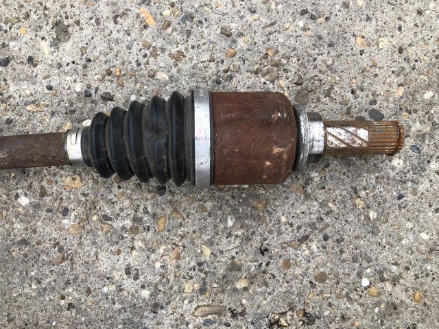 bontott RENAULT MEGANE III Bal Féltengely