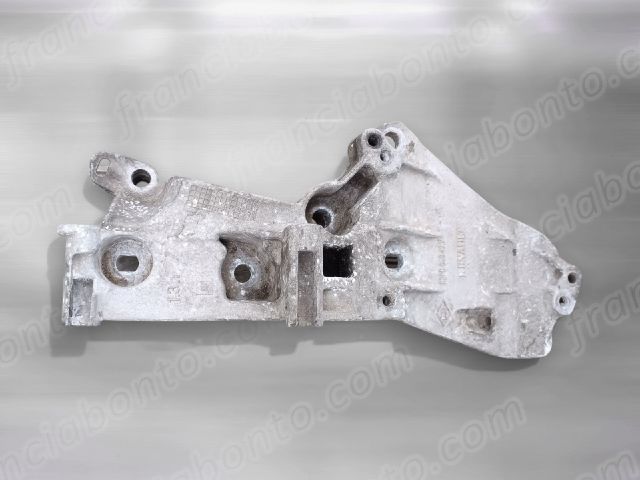 bontott RENAULT MEGANE III Generátor Tartó Bak