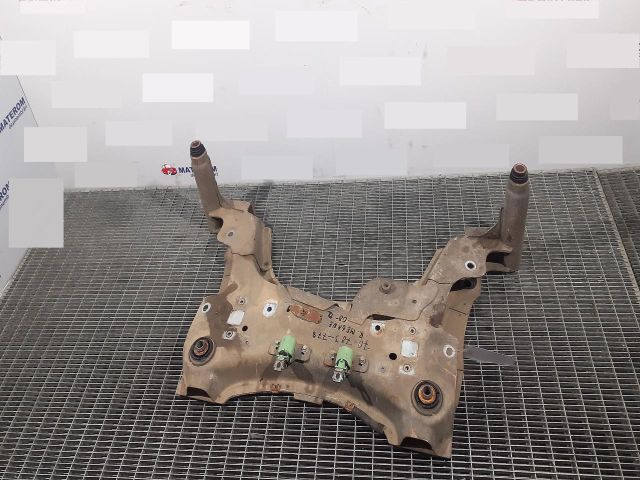 bontott RENAULT MEGANE III Első Bölcső