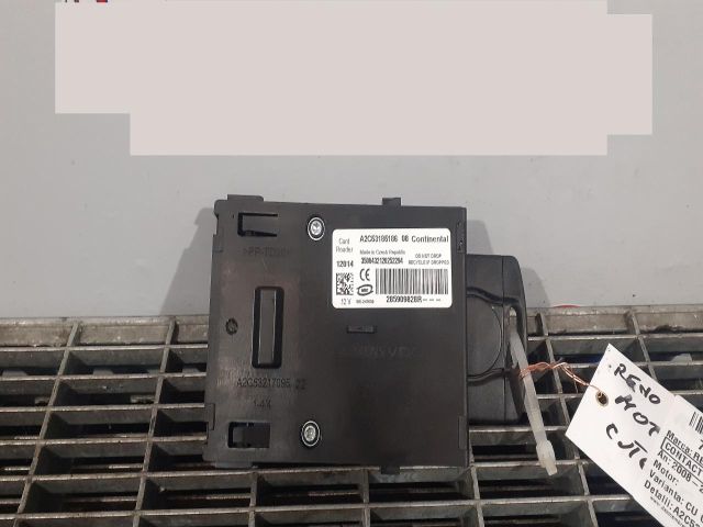 bontott RENAULT MEGANE III Gyújtáskapcsoló