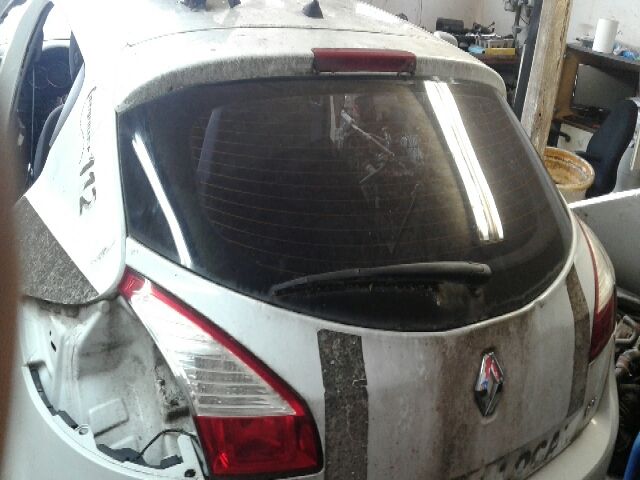 bontott RENAULT MEGANE III Hátsó Futómű (Részeivel)