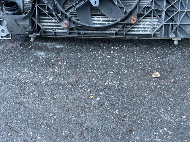 bontott RENAULT MEGANE III Homlokfal (Üres lemez)