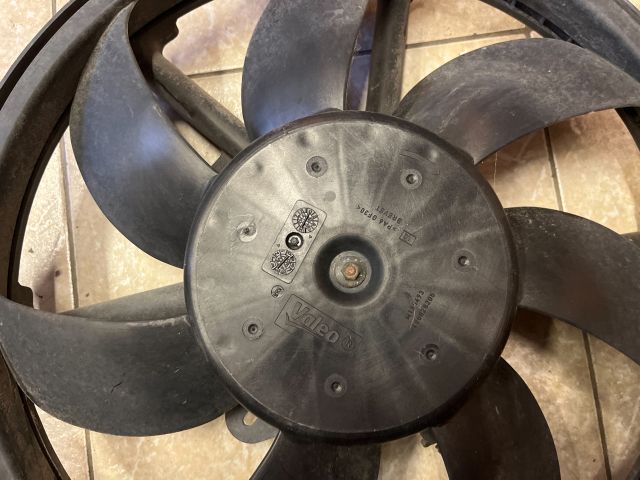 bontott RENAULT MEGANE III Hűtőventilátor