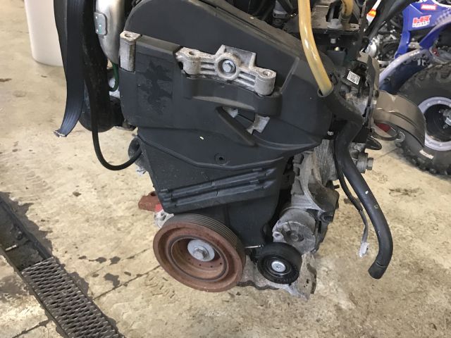 bontott RENAULT MEGANE III Komplett Motor (Segédberendezésekkel)