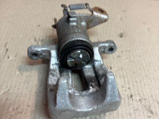 bontott RENAULT MEGANE III Bal hátsó Féknyereg Munkahengerrel