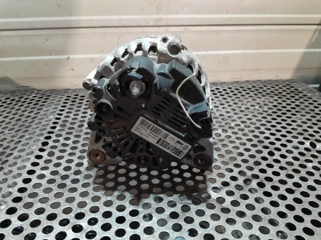 bontott RENAULT MEGANE III Generátor