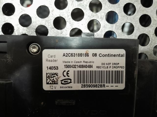 bontott RENAULT MEGANE III Gyújtáskapcsoló