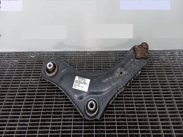 bontott RENAULT MEGANE III Jobb első Lengőkar