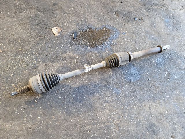 bontott RENAULT MEGANE III Jobb Féltengely