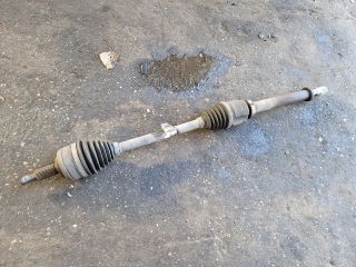 bontott RENAULT MEGANE III Jobb Féltengely