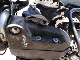 bontott RENAULT MEGANE III Kiegyenlítő Tartály