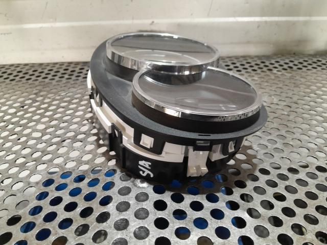 bontott RENAULT MEGANE III Kilométeróra