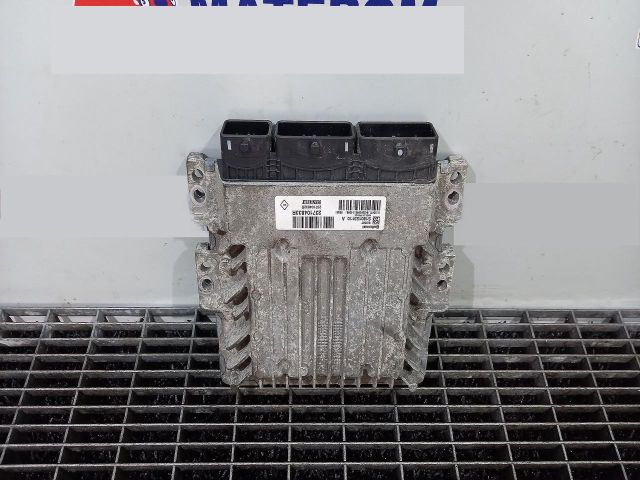 bontott RENAULT MEGANE III Motorvezérlő